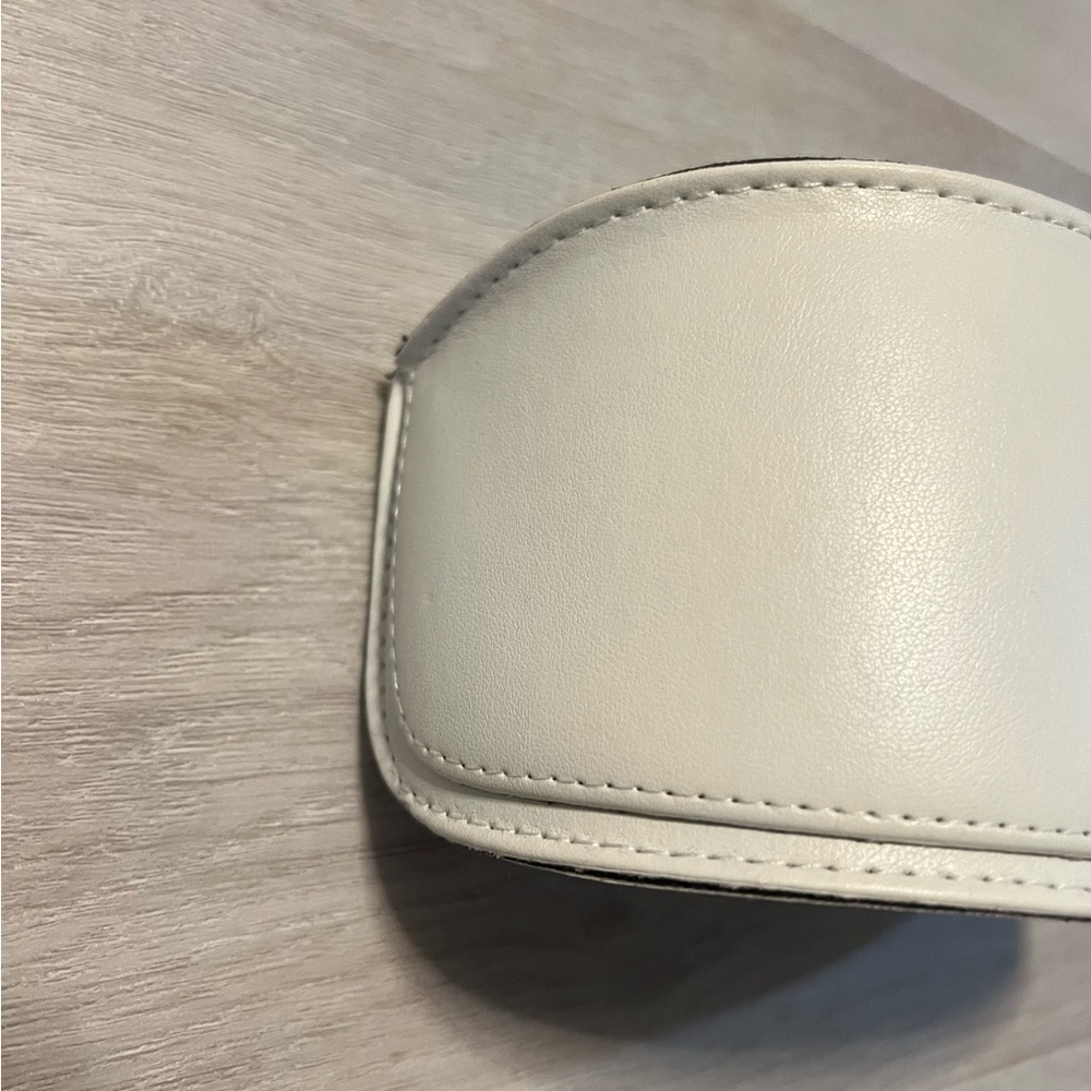 Yves Saint Laurent Glasses Case - Picture 6 of 11